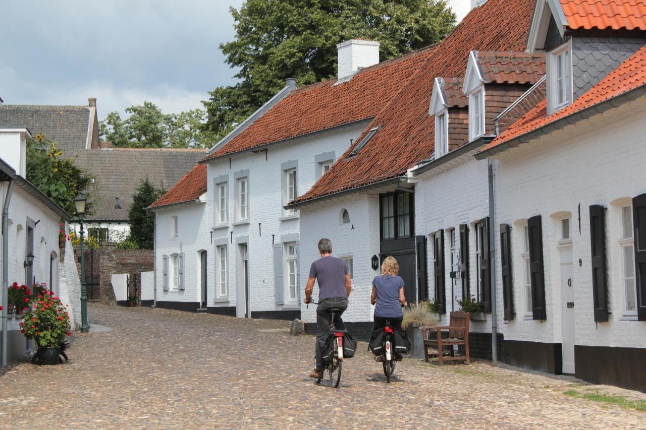 Hotel Crasborn Thorn Exteriér fotografie